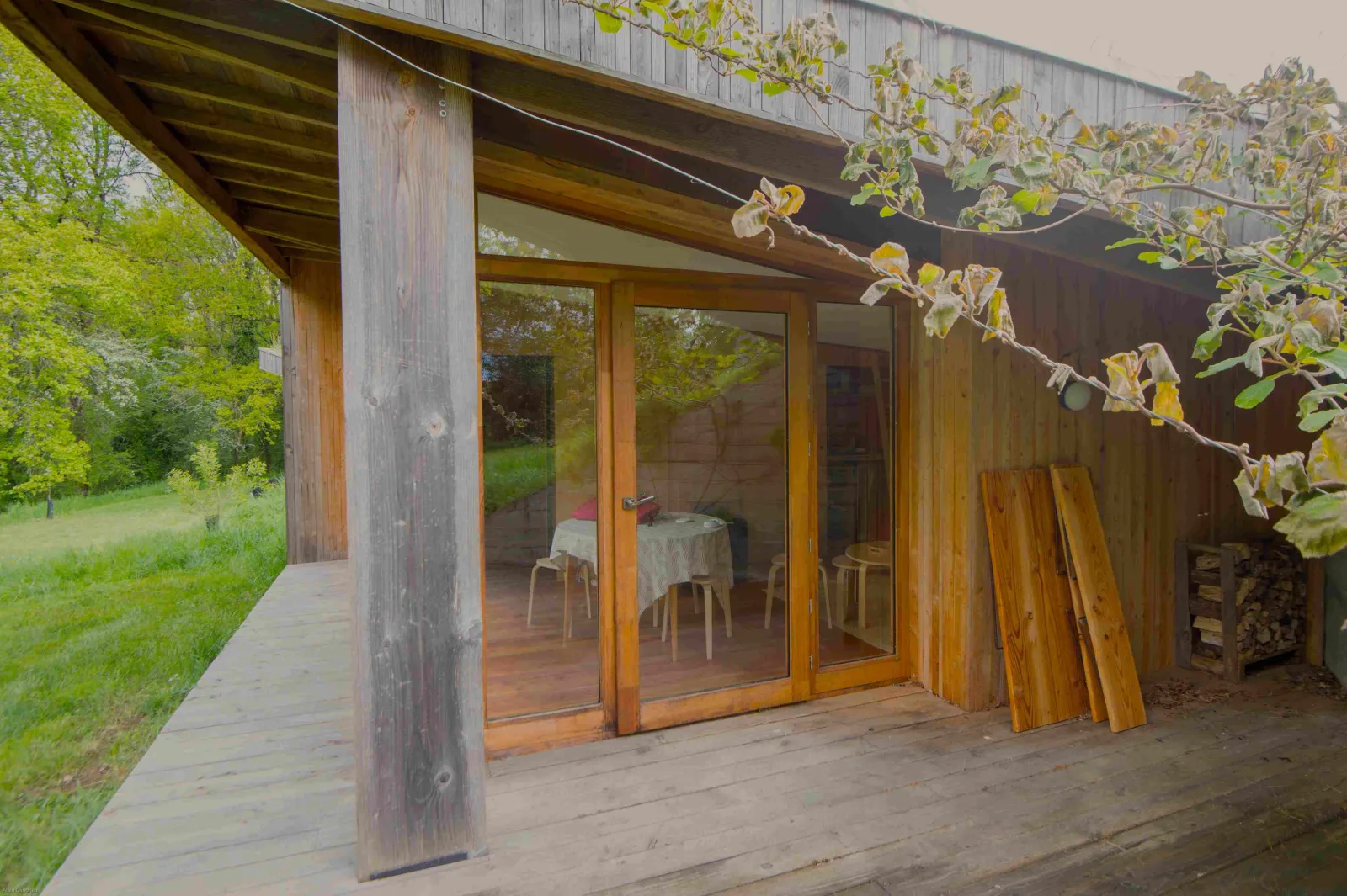 La Cabane rouge à Saint-Victurnien, photo 2