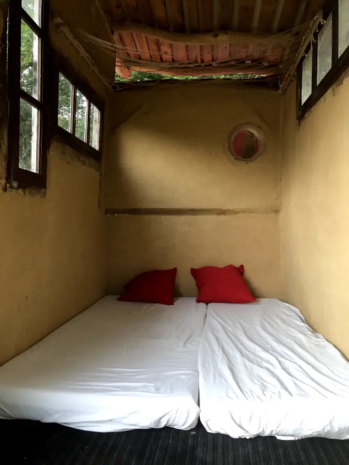 La Cabanette, cabane au sol à Lucq-de-Béarn
