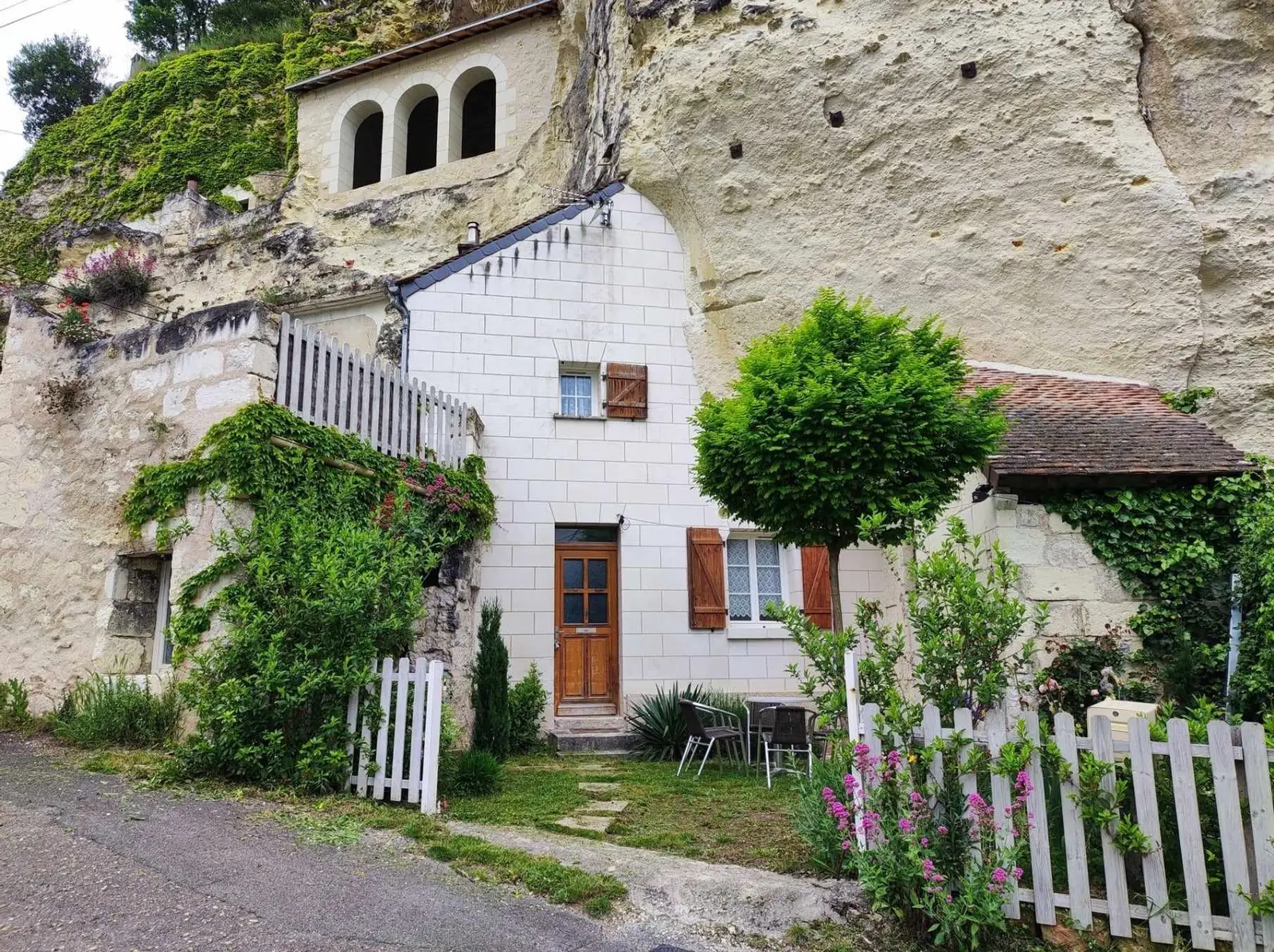 La Cachette enchantée à Messas, photo 2