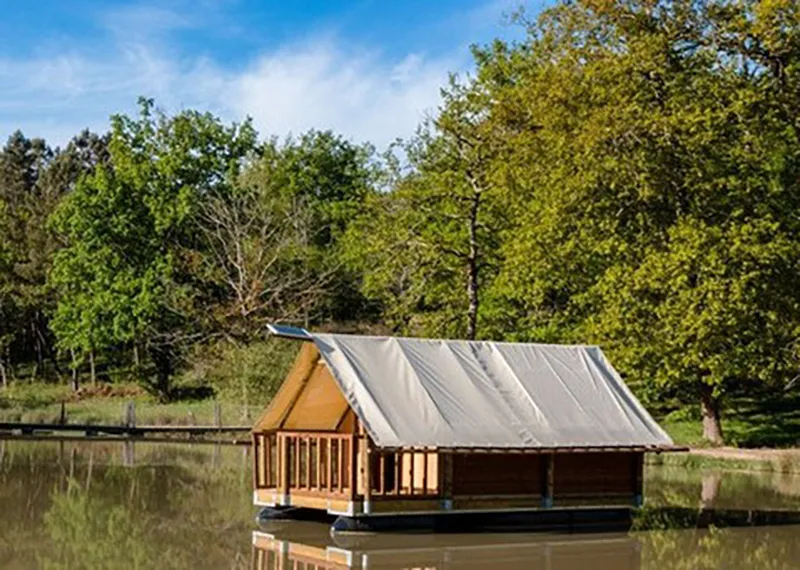 La p'tite Cabane flottante à Seissan, photo 2
