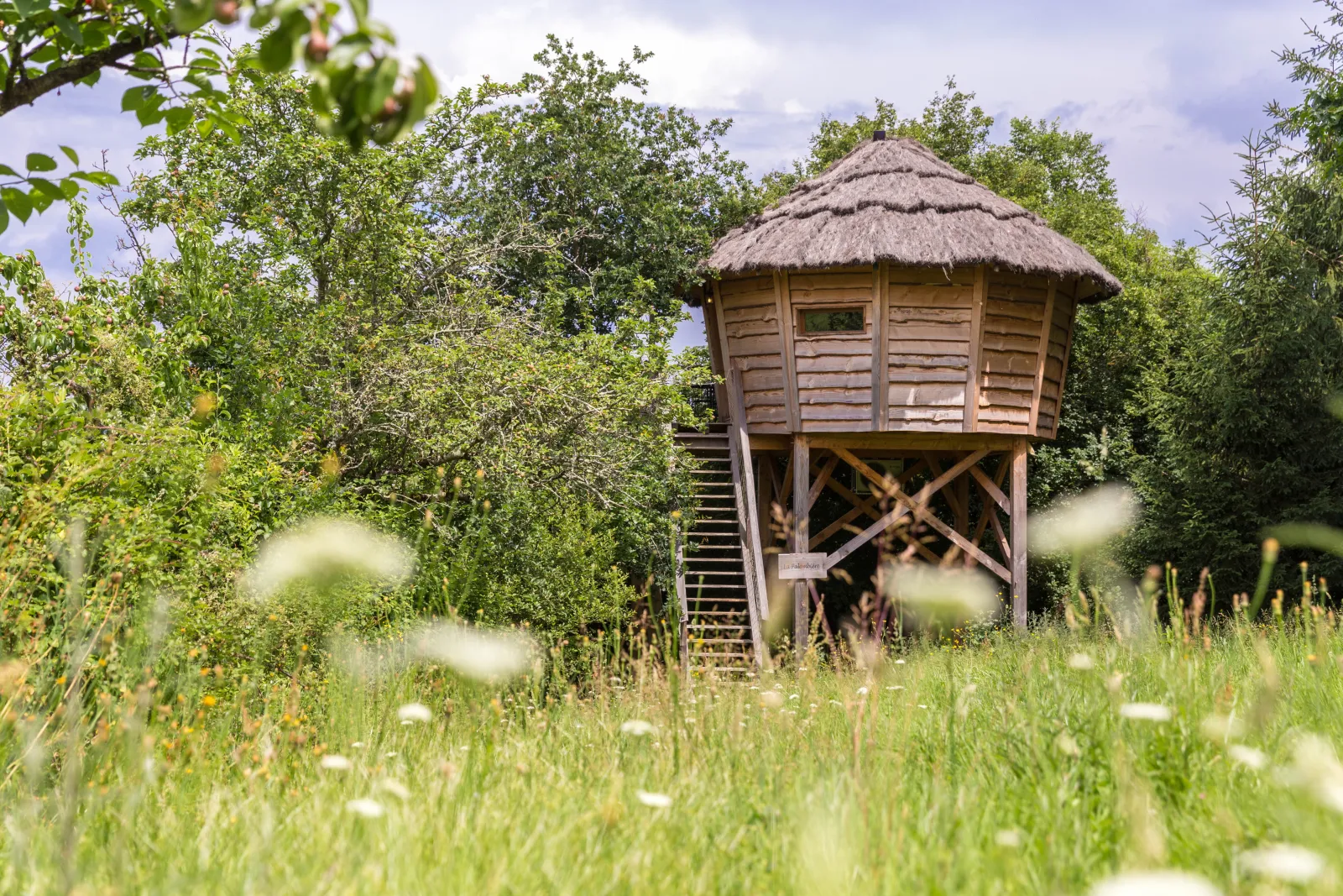 La Palombière, cabane dans les arbres à Saint-Griède