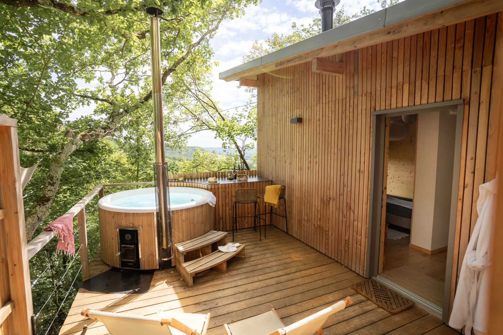 Le Carrelet 1, cabane dans les arbres à Laparade