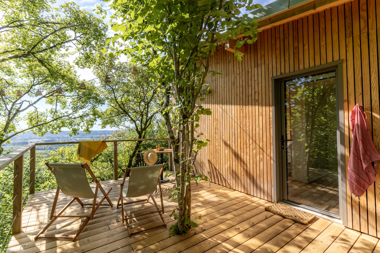 Le Carrelet 2, cabane sur pilotis à Laparade