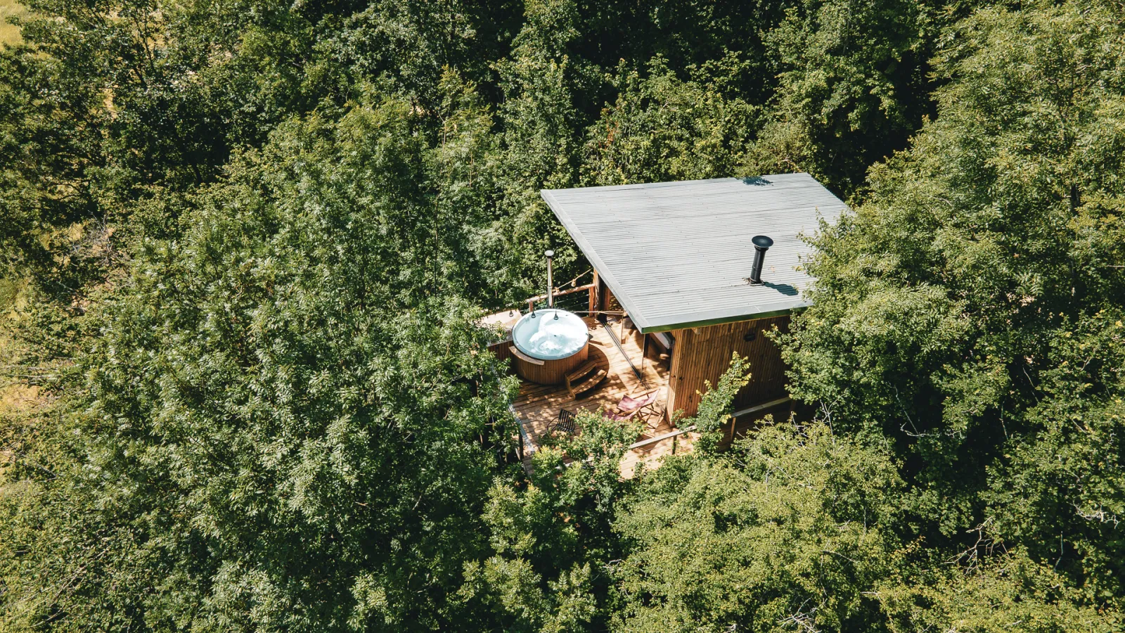 Le Carrelet 4, cabane sur pilotis à Laparade