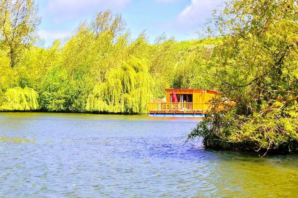 Les Songes de Steph, cabane sur l'eau à Colleville