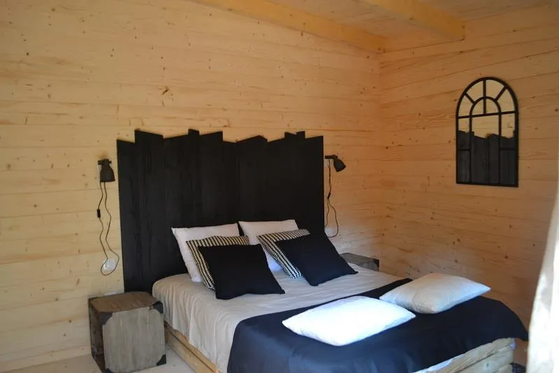 Lodge Élégance à Magné, photo 3