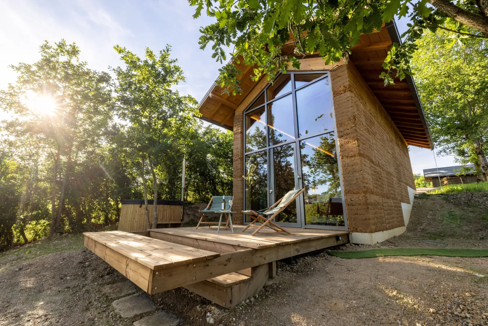 Lodge FEU, cabane au sol à Sauveterre-de-Rouergue