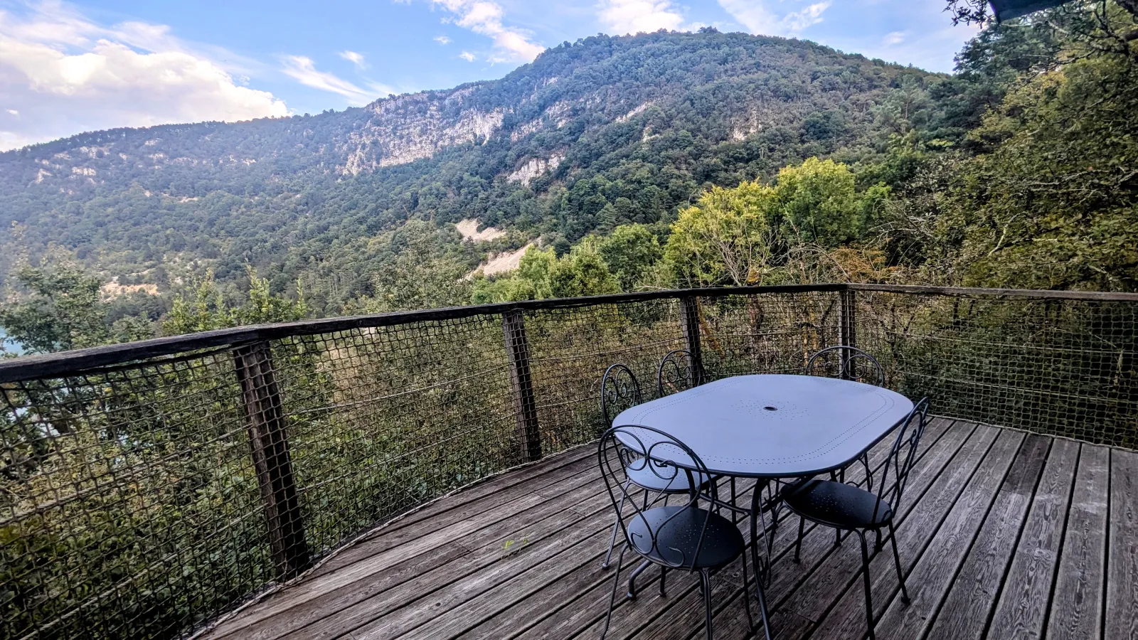 Lodge La Fustière à Serrières-sur-Ain, photo 4