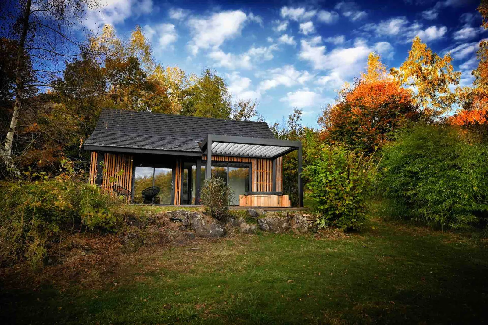 Lodge Sérénité, cabane au sol à Marchal