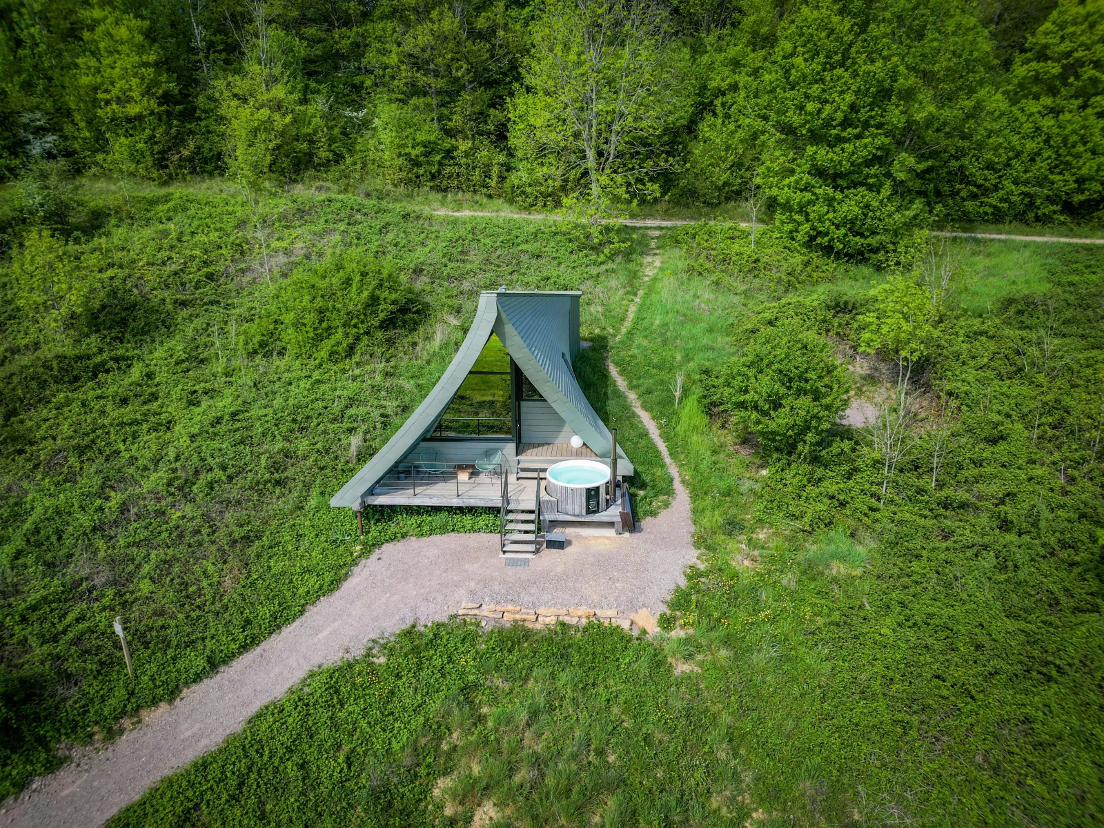 Lodge Singi, cabane au sol à Massingy-lès-Vitteaux