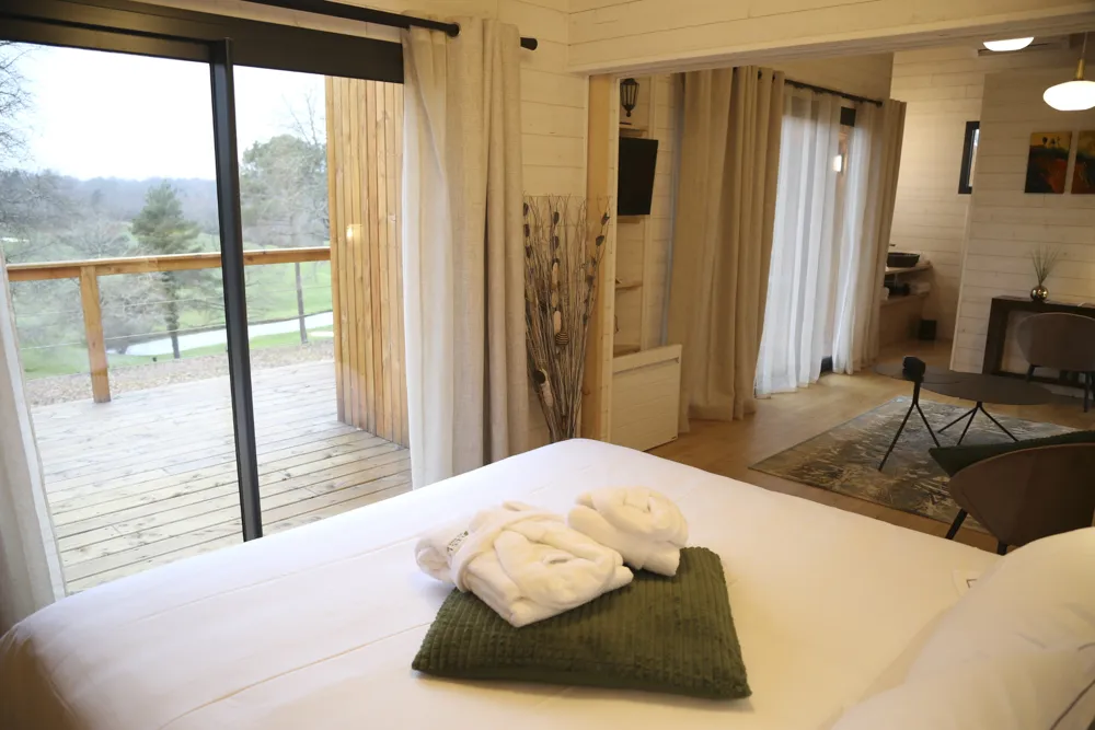 Lodge Spa Grand Air à Saint-Félix-de-Reilhac-et-Mortemart, photo 5