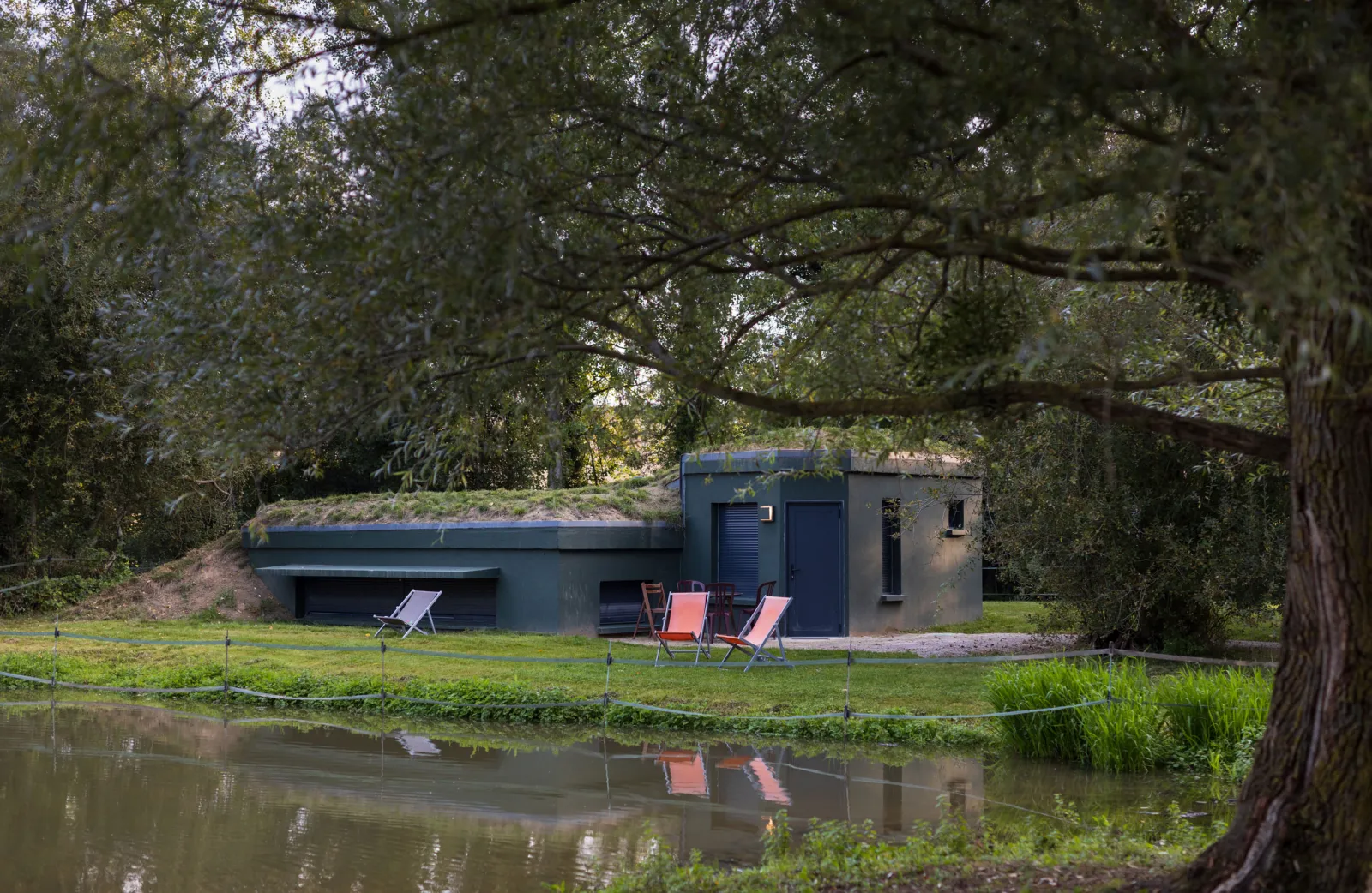 Maison des Oiseaux, cabane au sol à Beauchamps