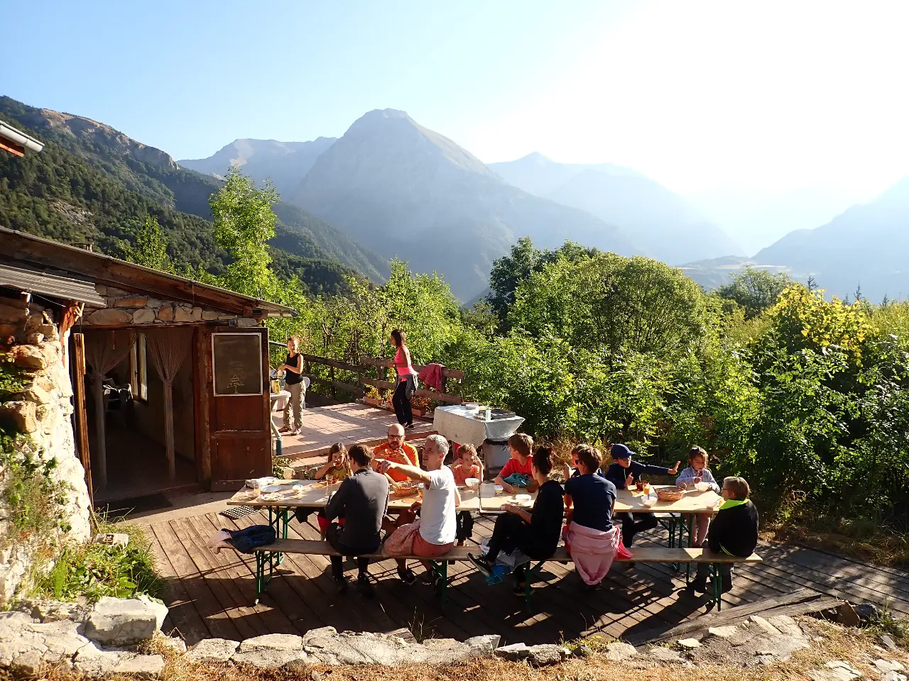 Refuge de Gaudichart, cabane au sol à Prads-Haute-Bléone