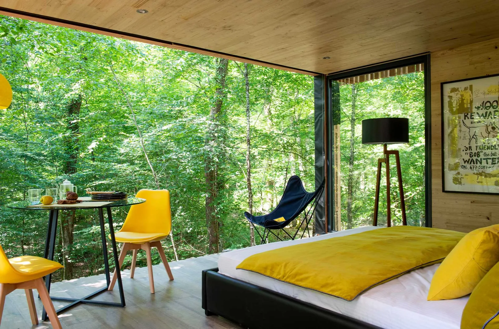 Suite Yellow Shelter, cabane sur pilotis à Esvres