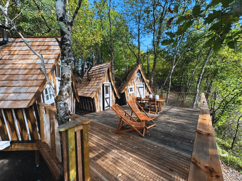 Village des Lutins, hébergement insolite à Pompignac